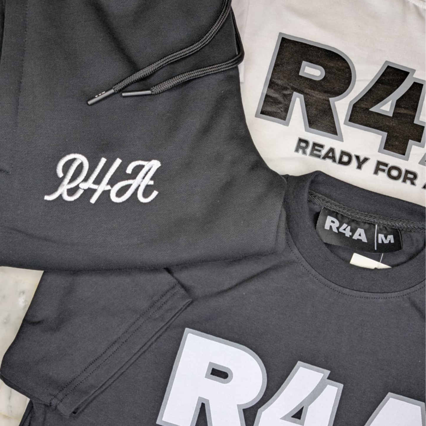 R4A FIRST DROP STREETWEAR TEE BLACK
