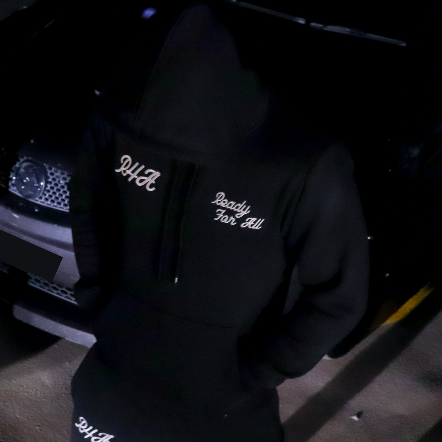 R4A FIRST DROP HOODIE BLACK/WHITE